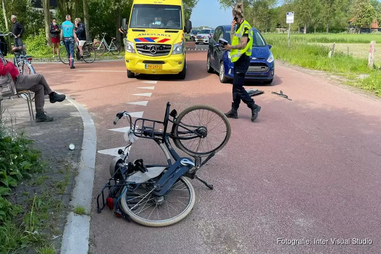 Meisje gewond na aanrijding in Haringhuizen