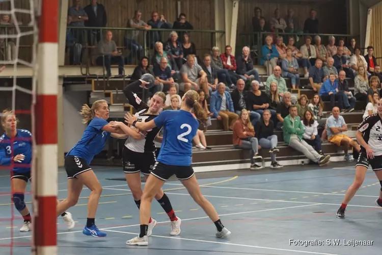 Handbalsters ZAP in eigen huis onderuit tegen Westsite