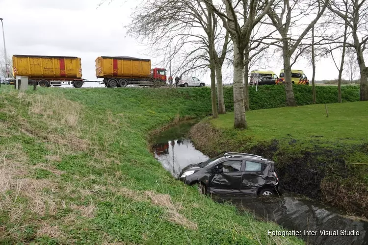 Drie gewonden bij ongeval in Winkel