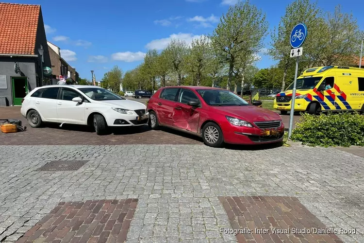 Flinke schade bij ongeval in Middenmeer