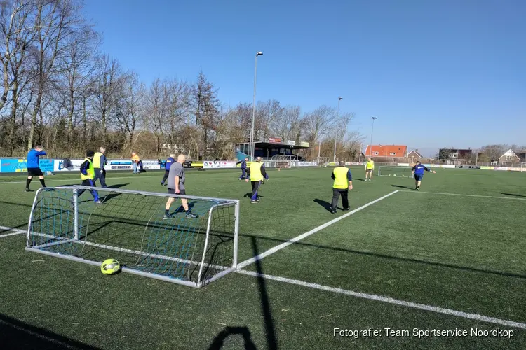 Kick-Off Walking Football VZV Voetbal ‘t Veld