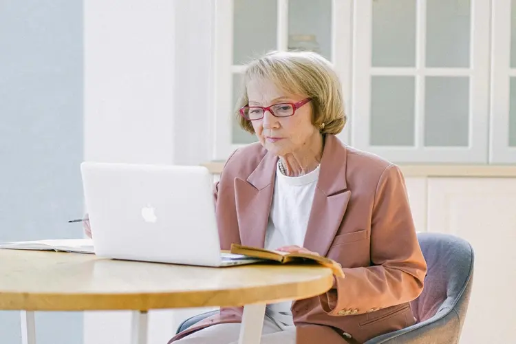 Ga het internet op tijdens gratis cursus in de bibliotheek