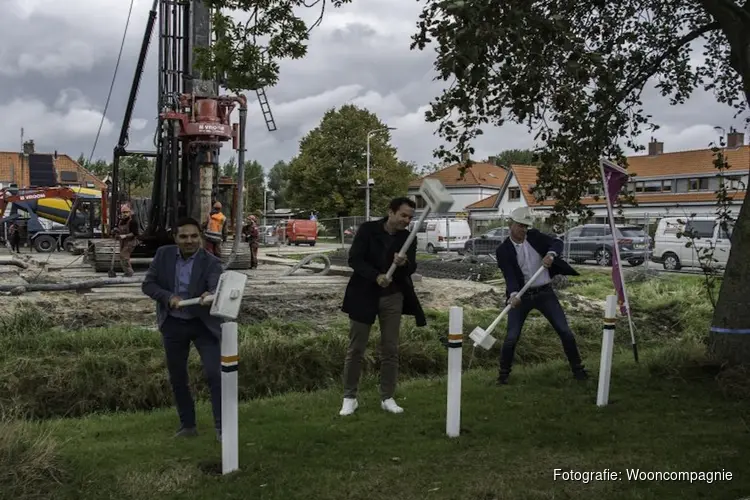 Feestelijke start bouw 8 huurwoningen in Nieuwe Niedorp