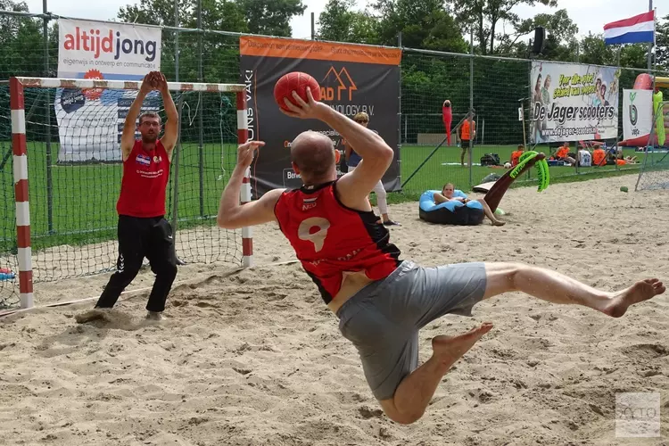 VZV speelsters geselecteerd voor deelname EK Beach Handball in Polen
