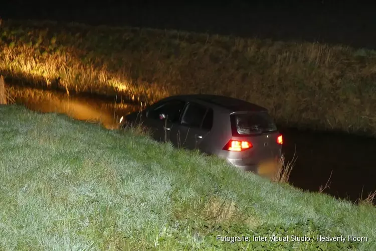 Auto te water in Kolhorn