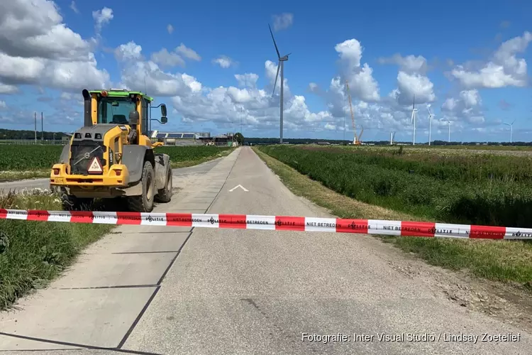 Werknemers onwel door 500 kuub weggelekte mest: "Chauffeur reed weg terwijl slang vastzat"